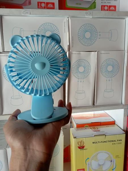 USB Table Fan Mini Wind Power Handheld Clip Fan Desktop Convenient Portable Student Cute Small Cooling Ventilador 360 Rotation-3367